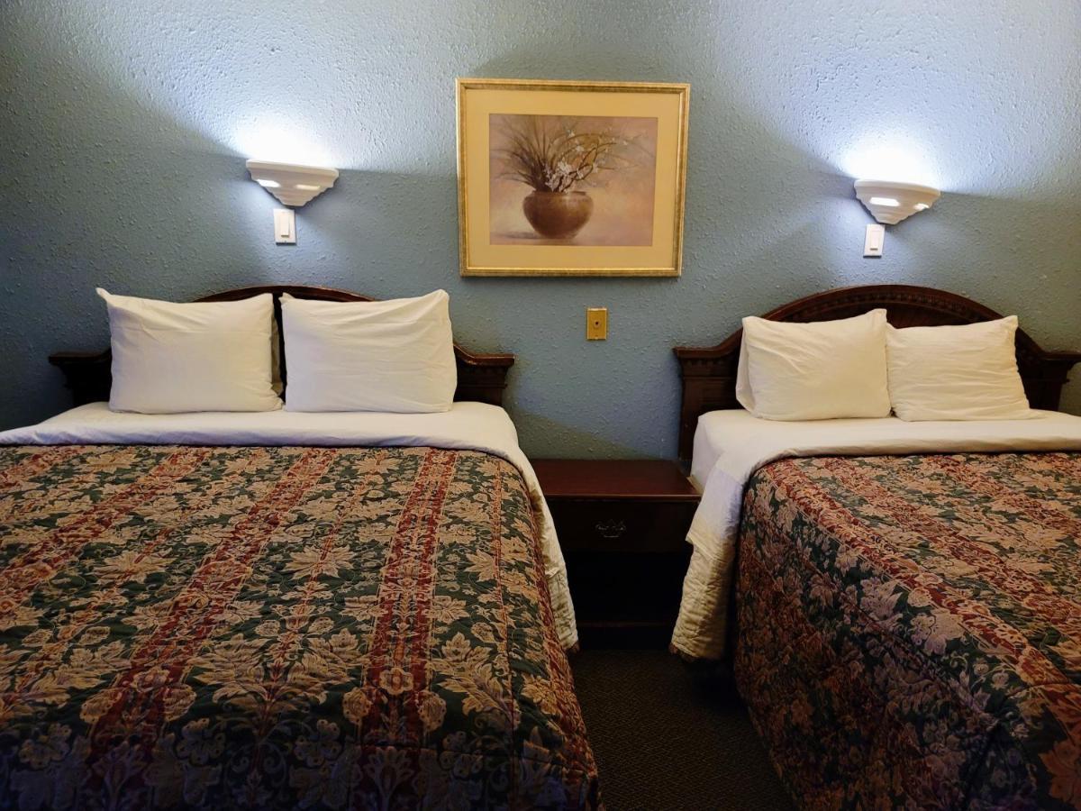 Travelors Lodge Motel & Rv Park Us-287&Us-96 Eads Exterior foto