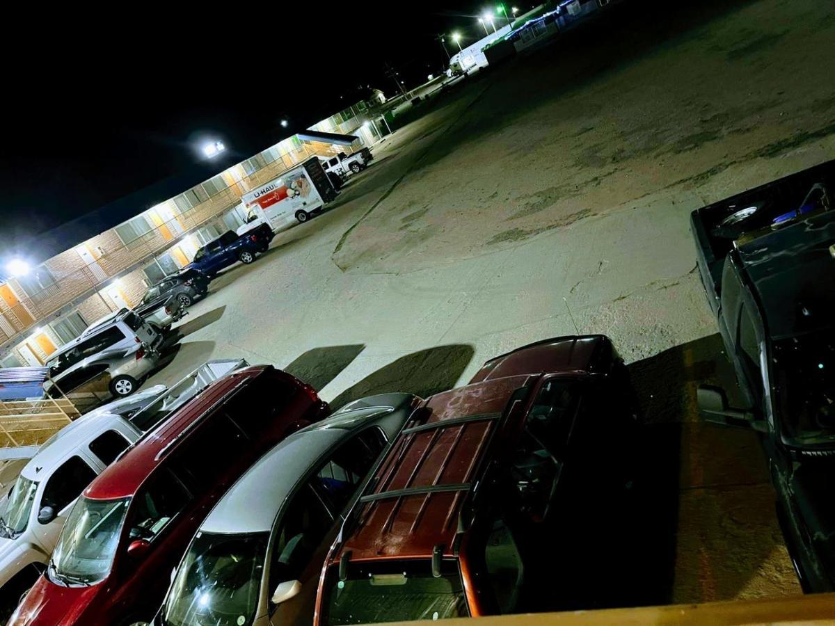 Travelors Lodge Motel & Rv Park Us-287&Us-96 Eads Exterior foto
