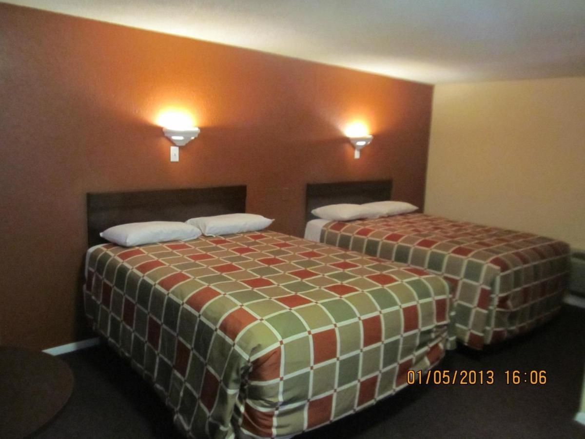 Travelors Lodge Motel & Rv Park Us-287&Us-96 Eads Exterior foto