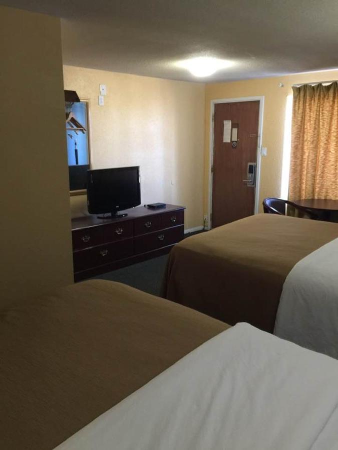 Travelors Lodge Motel & Rv Park Us-287&Us-96 Eads Exterior foto